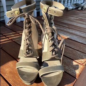 Tsubo lace up wedges